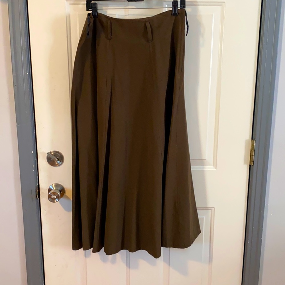 Size 13 Canadian. Olive green A line skirt.